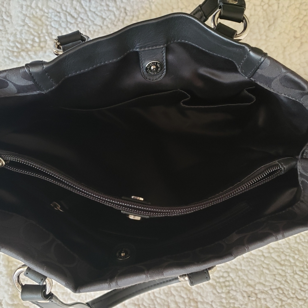 Purse - Picture 6 of 6